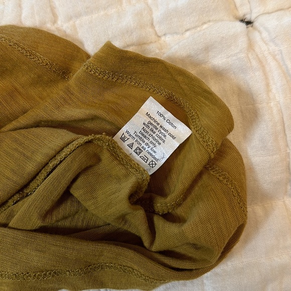 Madewell Tank w/ Front Pocket Size Small - Picture 5 of 8